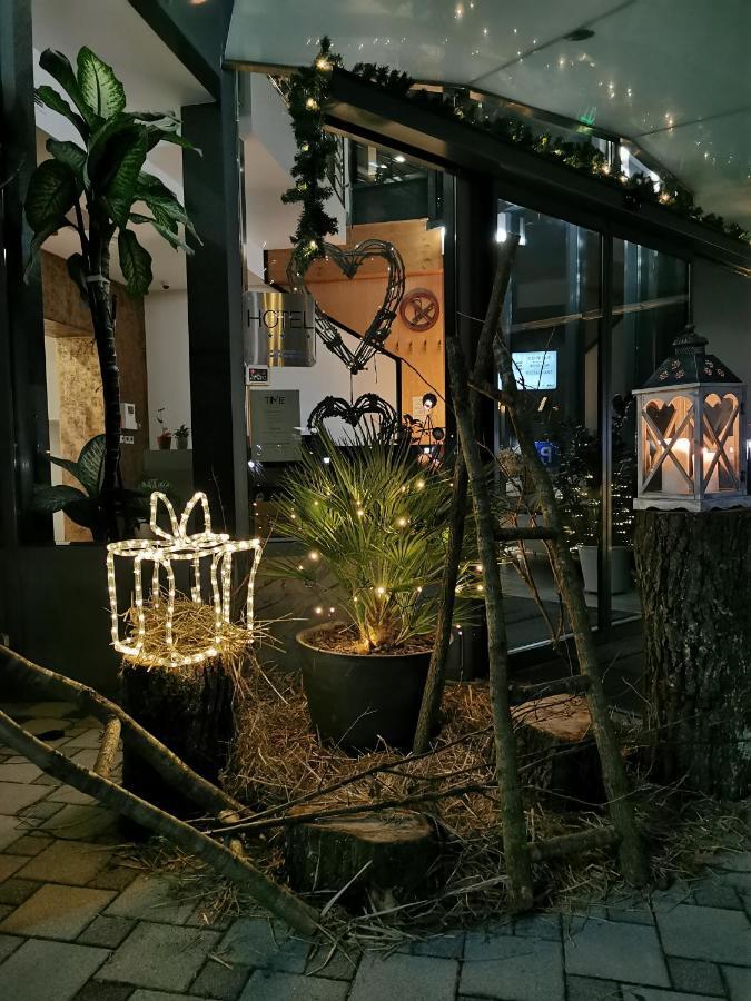 Hotel Time ヴェリカ・ゴリツァ エクステリア 写真